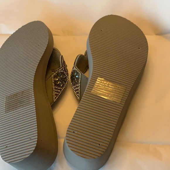 Fancy FlipFlops - Picture 4 of 4